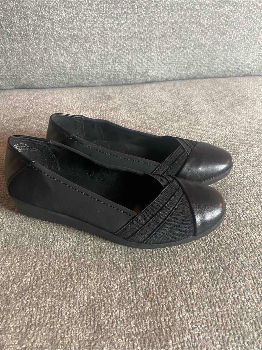 Wear Ever Everyday Black Slip-On Women's Ballet Flats size 7 1/2